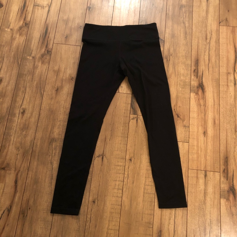 Black leggings